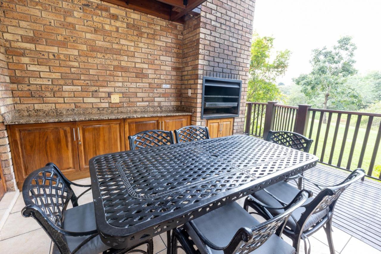 Legend Safaris 257A - In Kruger Park Lodge Hazyview Exterior photo